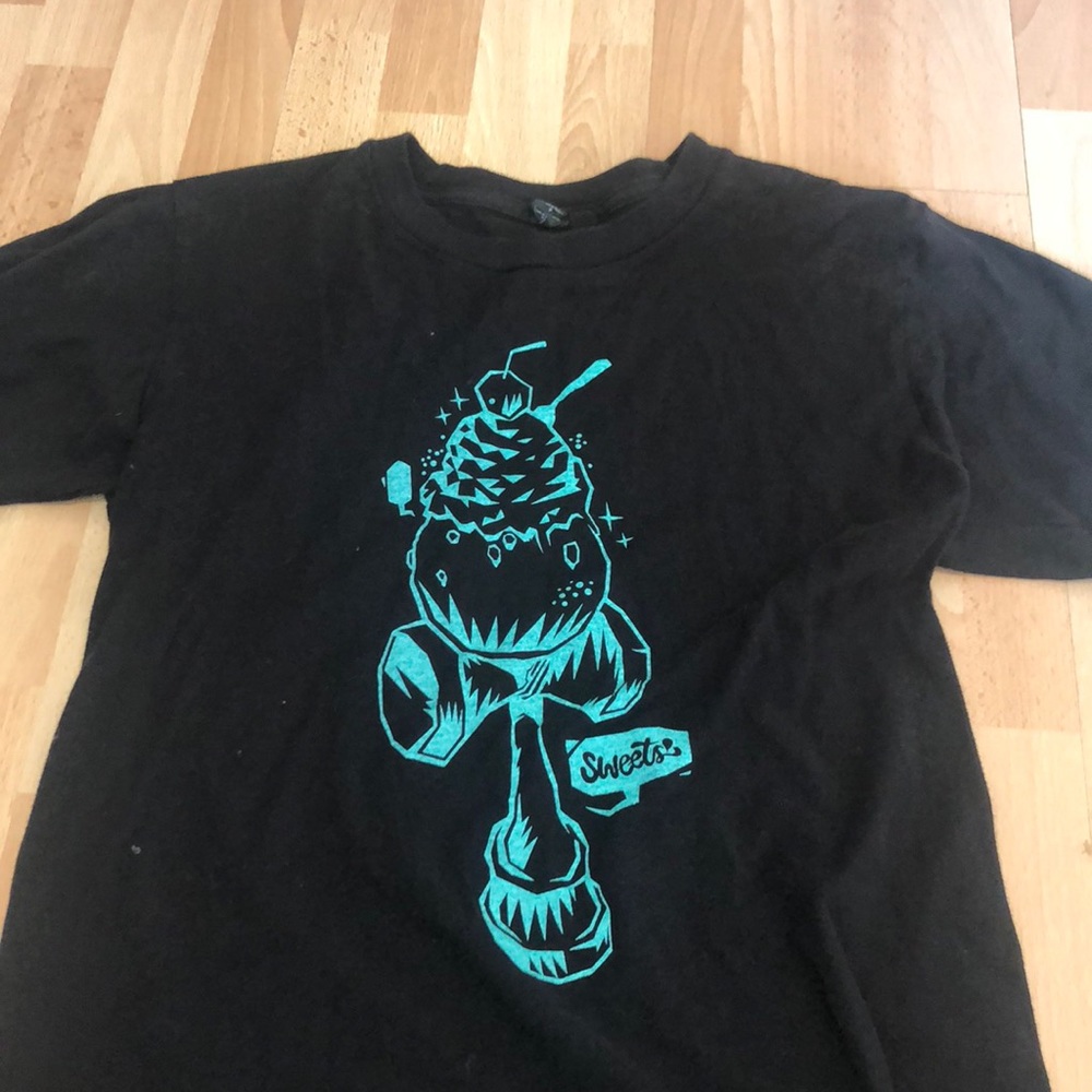 Sweets Kendama t shirt